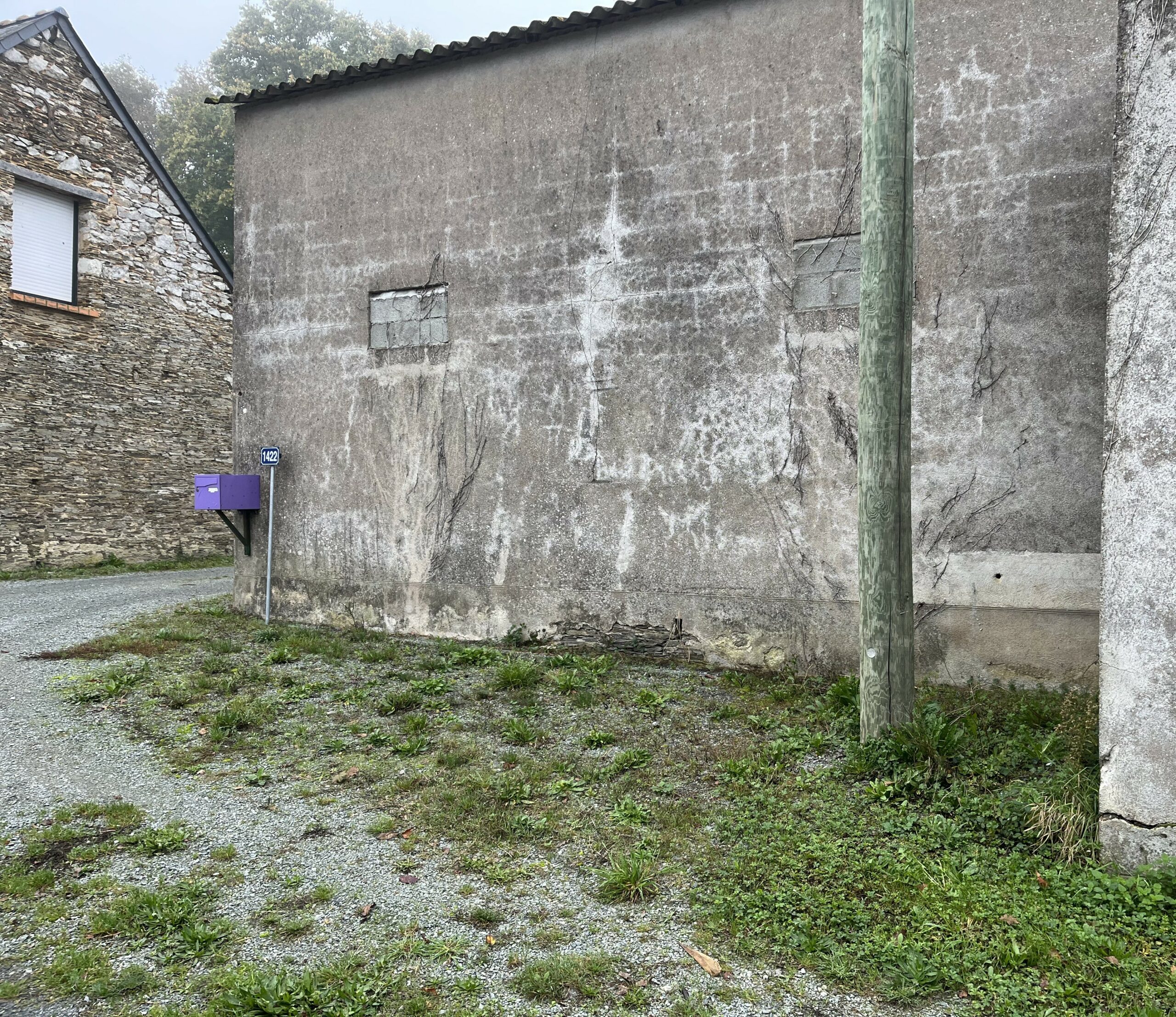 Aménagement extérieur d'une longère près d'Angers