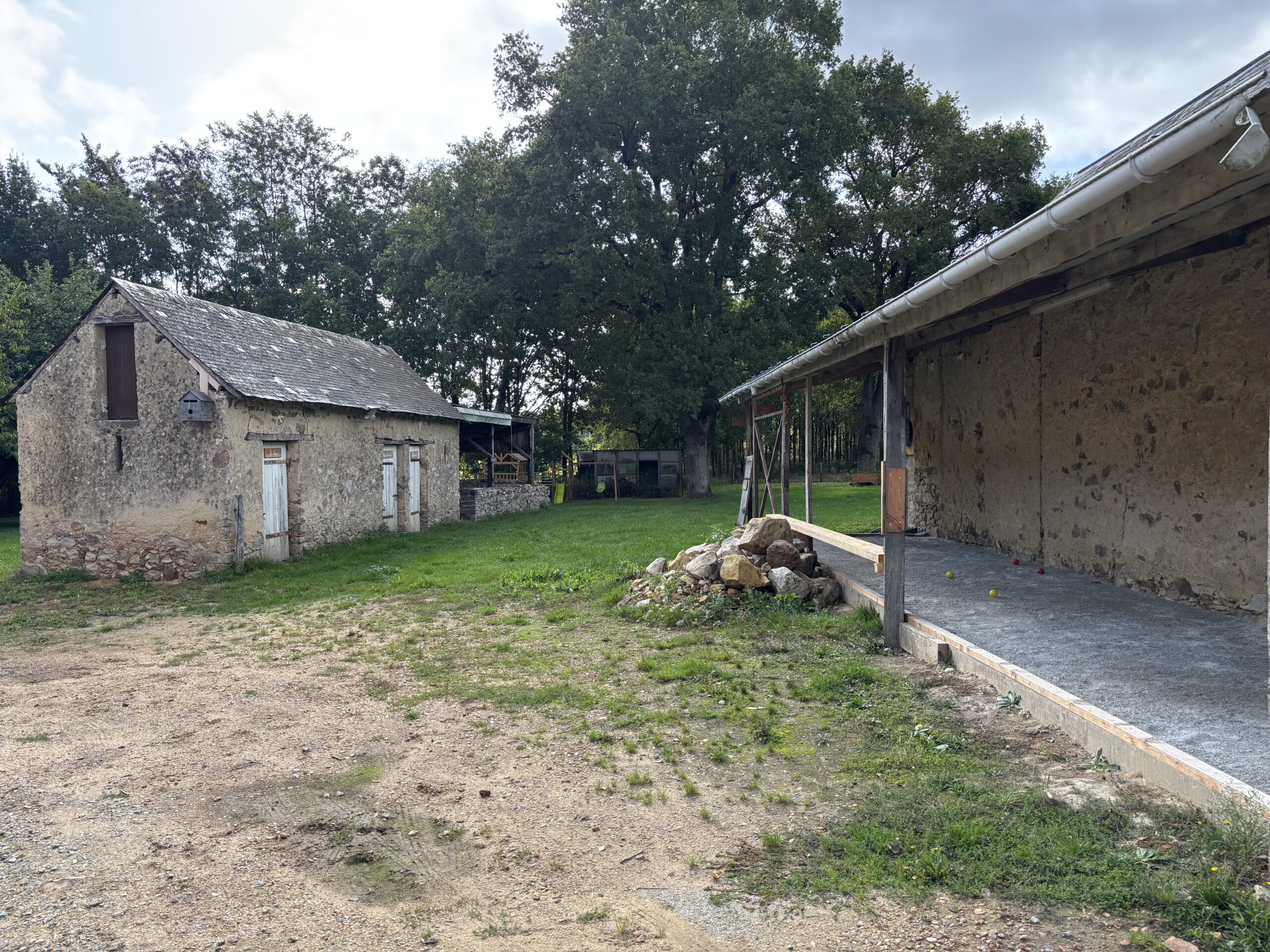 Aménagement extérieur à Tiercé